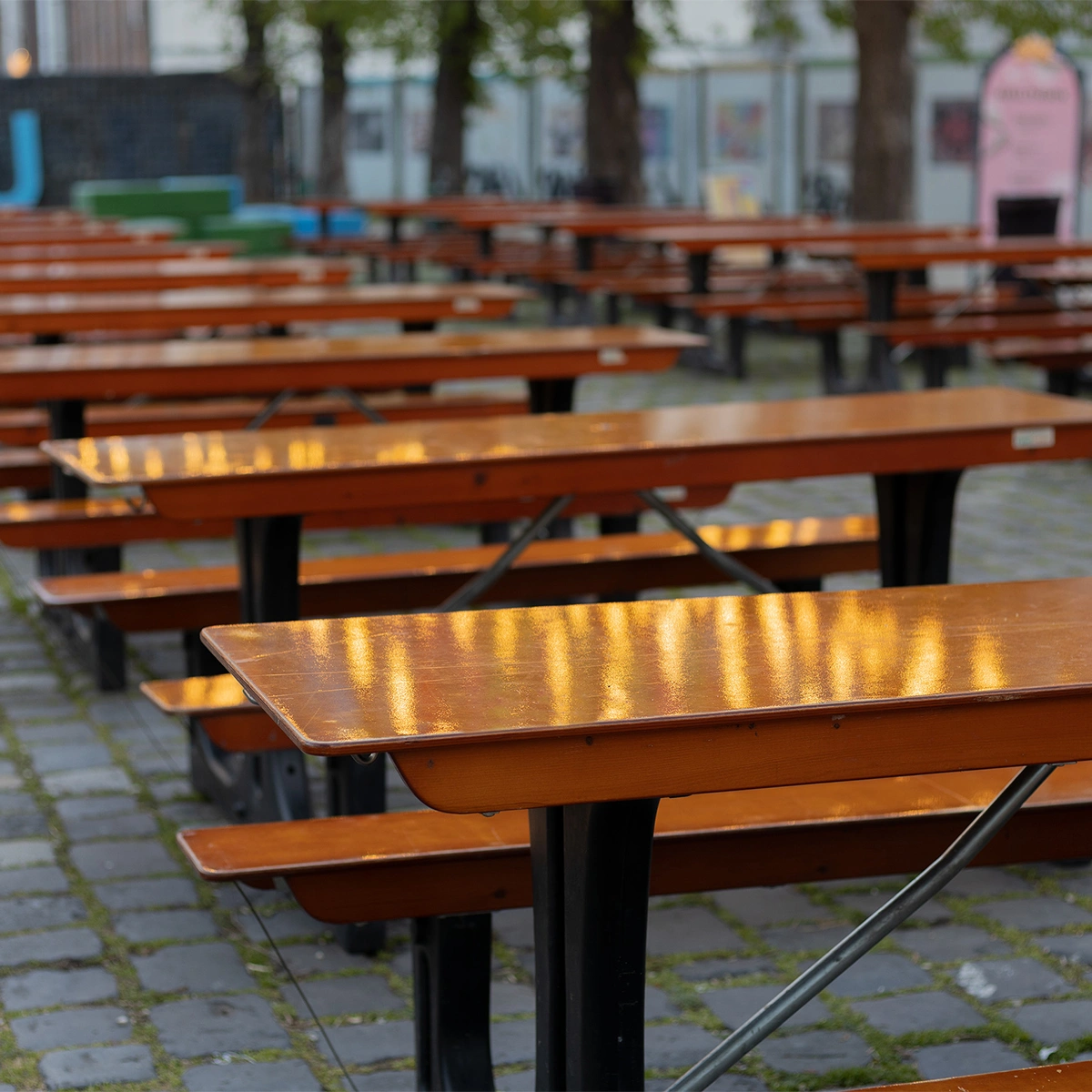 Fold Table
